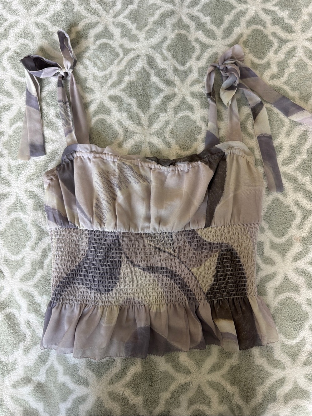 Wilfred Lavender and Gray Tie-Shoulder Smocked Camisole